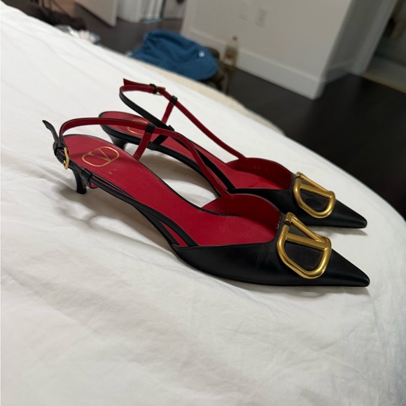 Valentino Garavani Black Leather Slingback Pumps with Gold Logo and Red Insole - Picture 2 of 4